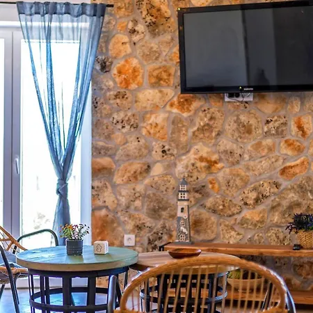 Heritage Mirca (Brac)